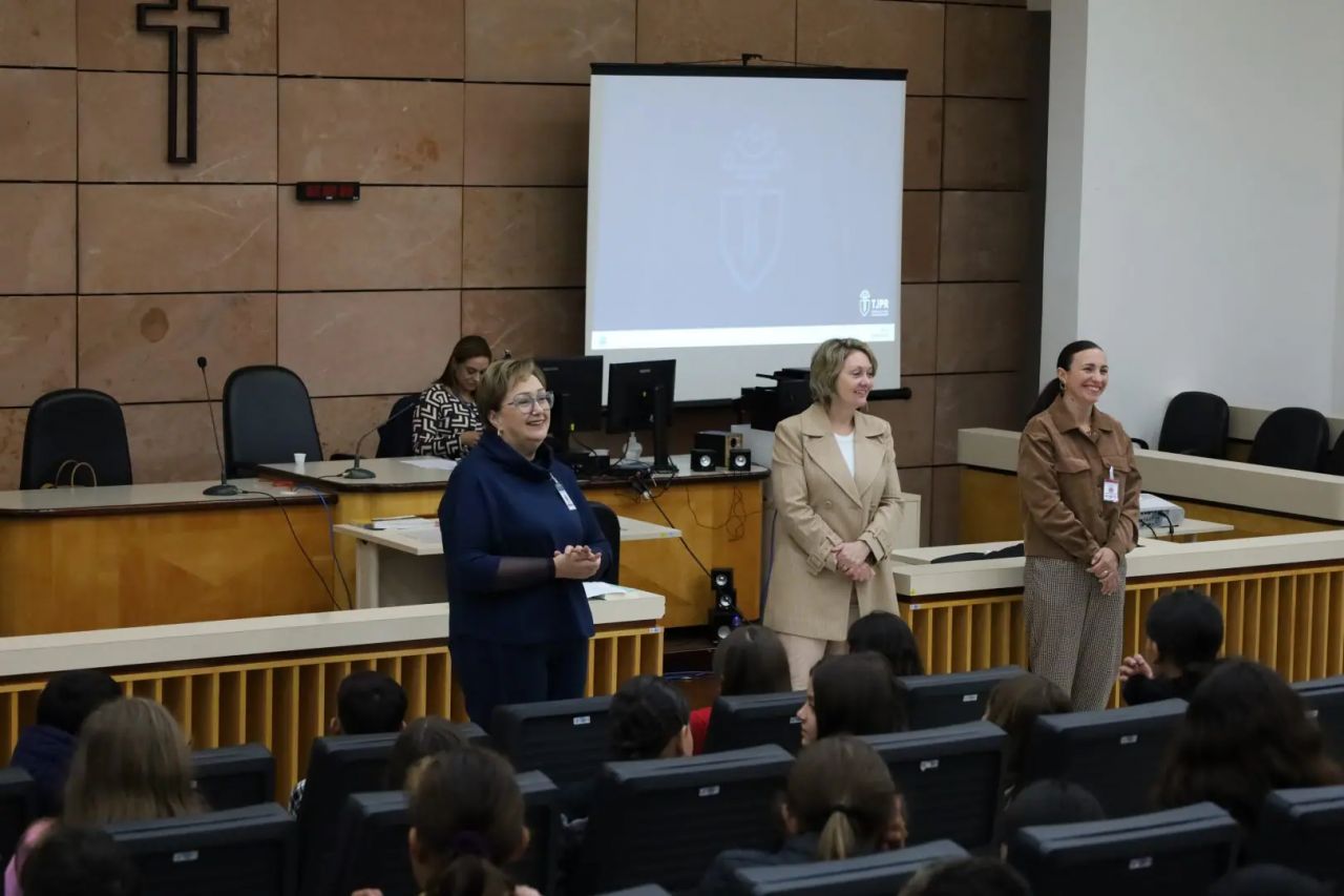 Programa Justiça e Cidadania leva estudantes da rede municipal ao Fórum de Guarapuava